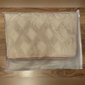 NEW  30×20" soft carpets